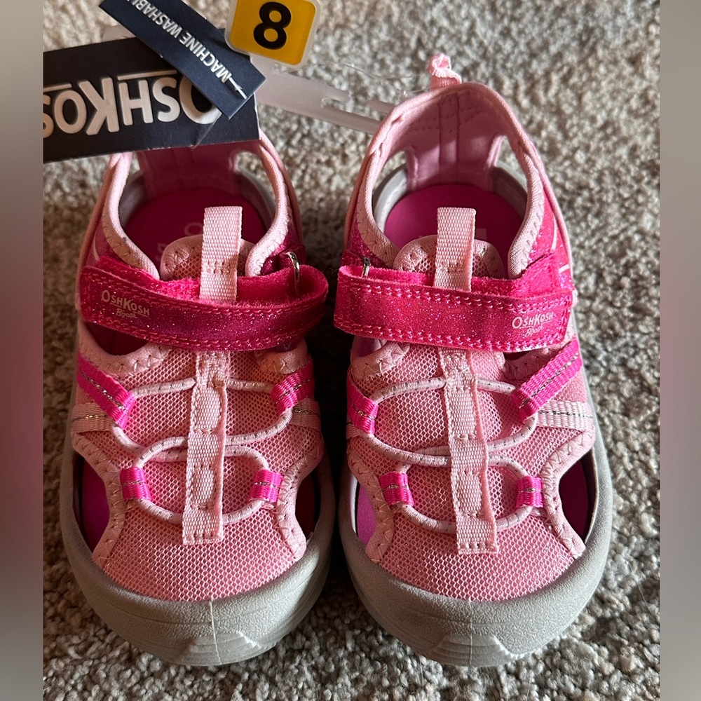 NWT Osh Kosh Girl Sandals Size 8